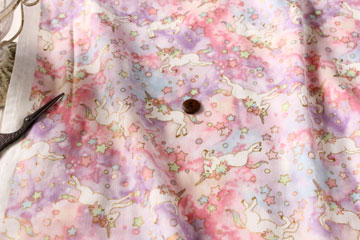 KOKKA　綿　ダブルガーゼ　ユニコーン　ピンク　の商品イメージ画像