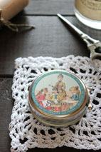 SAJOU サジュー　ティン缶　タグピン の商品イメージ画像