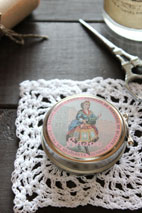 SAJOU サジュー　ティン缶　パステル色　糸セット の商品イメージ画像