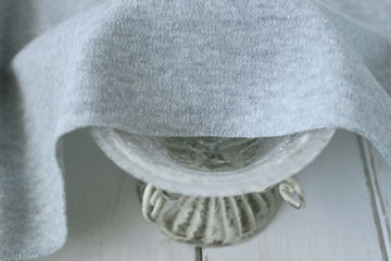 綿（コットン）ジャガードニット　無地　杢グレー の商品イメージ画像