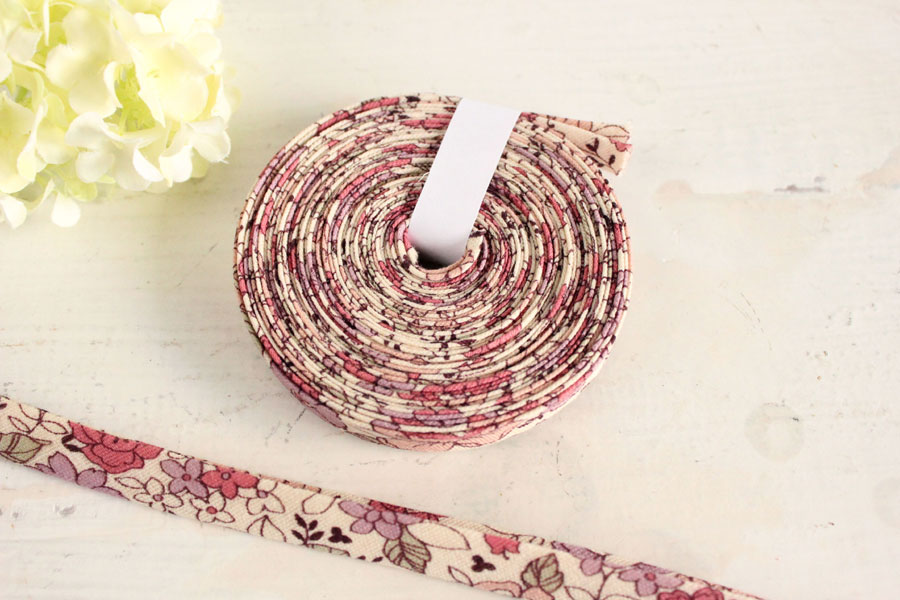 布・生地の販売/通販 takarabako fabrics【ありそう…で、なかった! 花柄ガーゼバイアステープ】 布・生地の販売/通販 takarabako fabrics【ありそう…で、なかった! 花柄ガーゼバイアステープ】