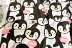 KOKKA  綿（コットン）　ダブルガーゼ　BIGペンギン　ピンク の商品イメージ画像