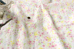 綿（コットン）ダブルガーゼ　リトルフラワー　ピンク の商品イメージ画像